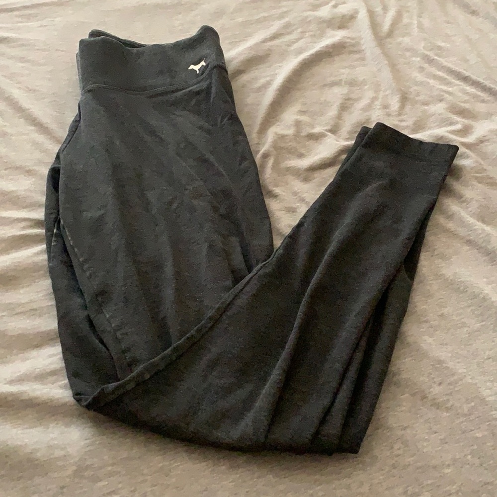Gray Victoria’s Secret PINK Leggings